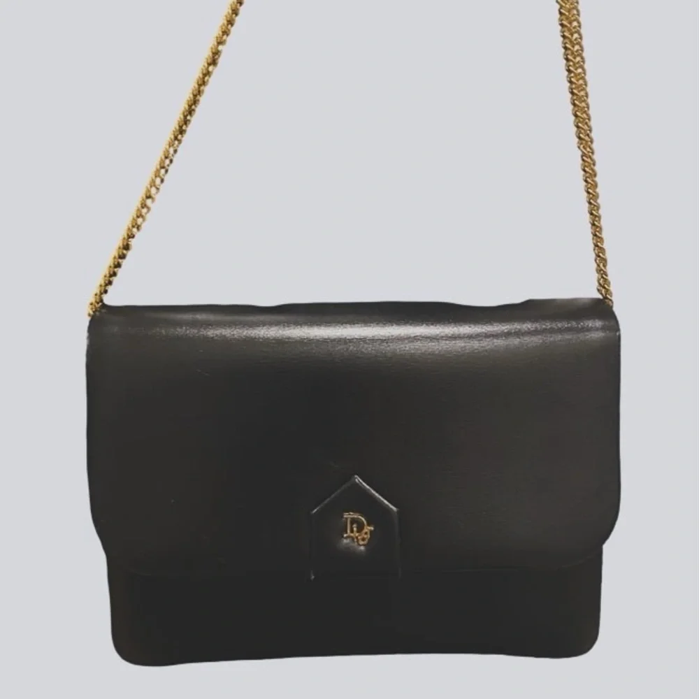(700‼️) Vintage Dior Crossbody Clutch - Picture 3 of 10